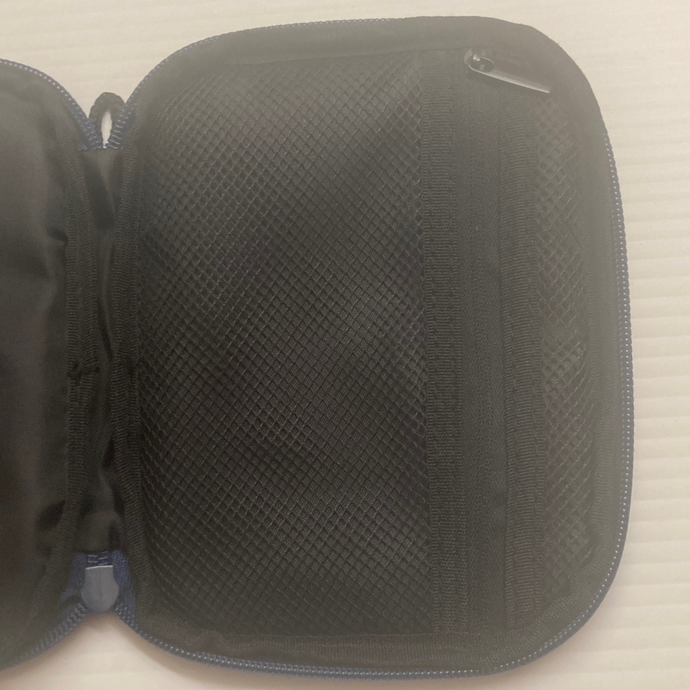 Blue Tech Accessory Pouch - Picture 5 of 6